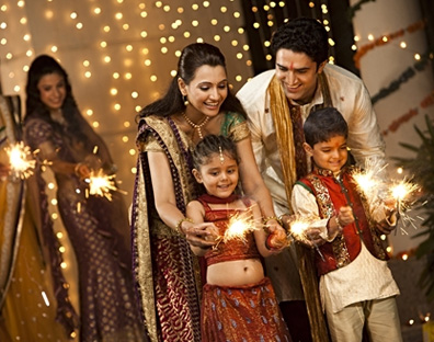 Celebrate Diwali with local family 